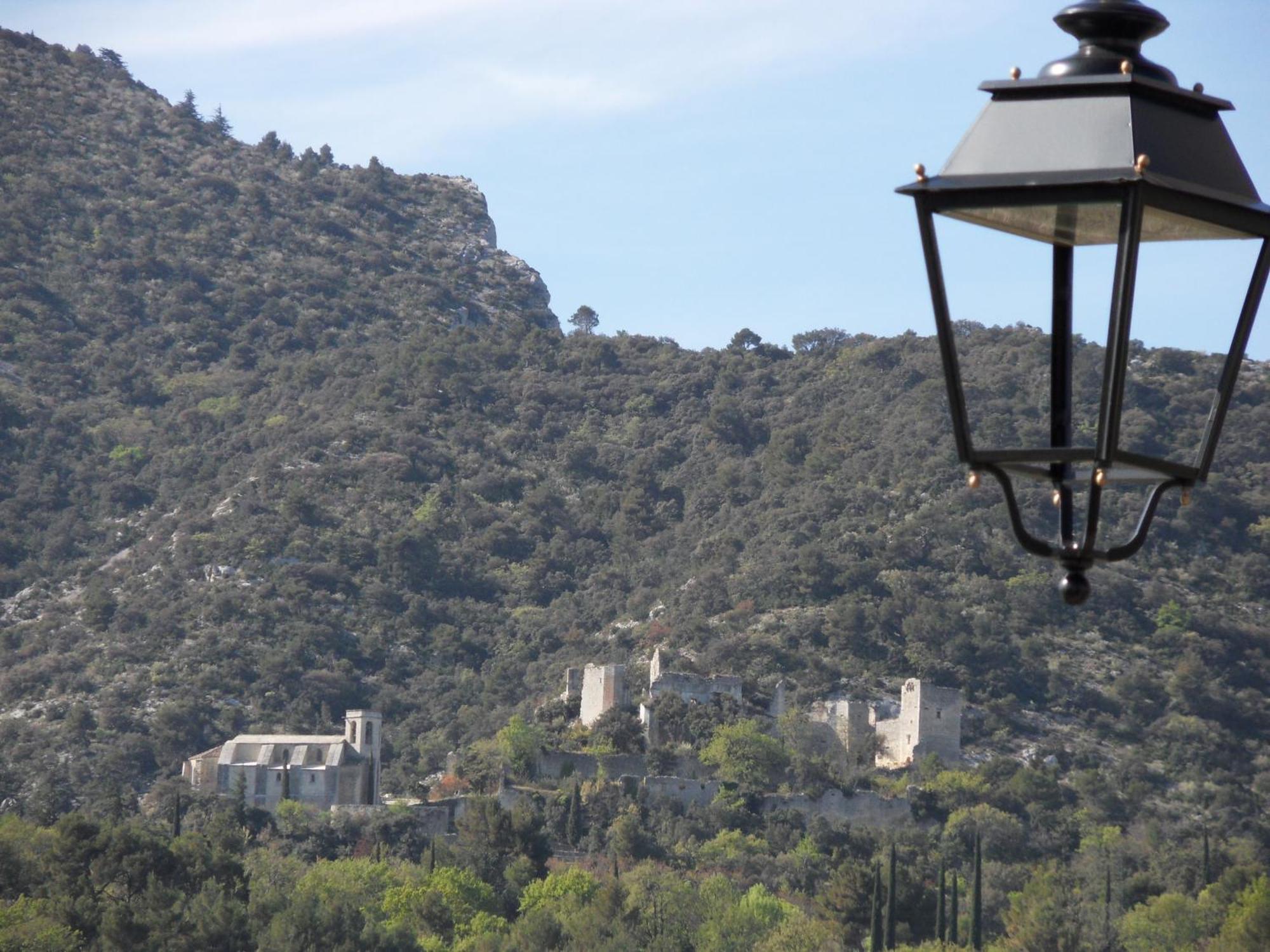 Le Jardin D'Ivana Chambres D'Hotes B&B Avec Piscine Chauffee Oppède Εξωτερικό φωτογραφία