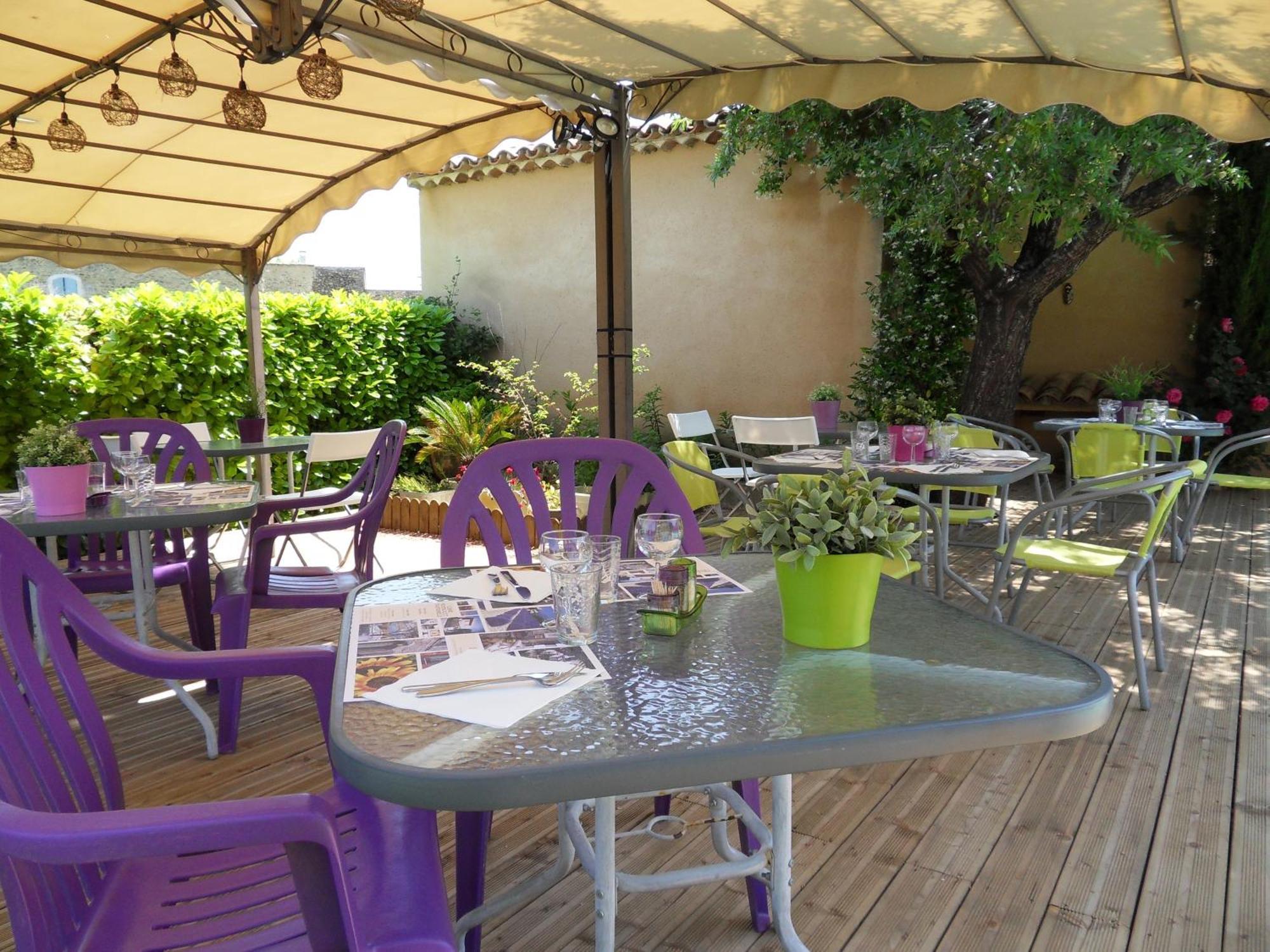 Le Jardin D'Ivana Chambres D'Hotes B&B Avec Piscine Chauffee Oppède Εξωτερικό φωτογραφία