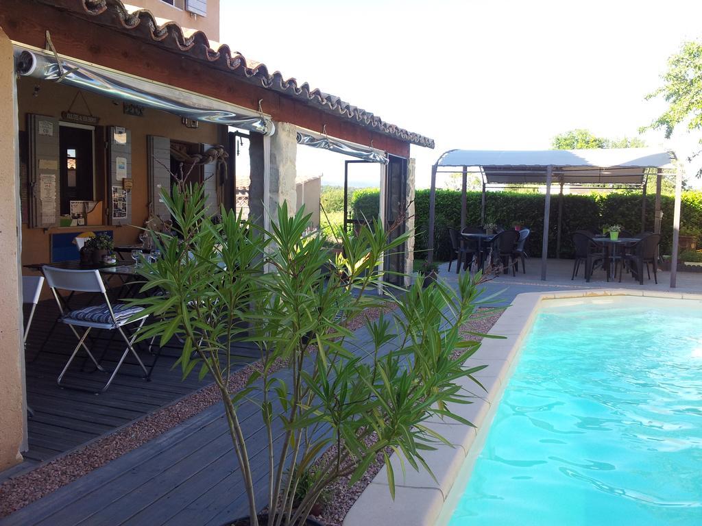 Le Jardin D'Ivana Chambres D'Hotes B&B Avec Piscine Chauffee Oppède Εξωτερικό φωτογραφία