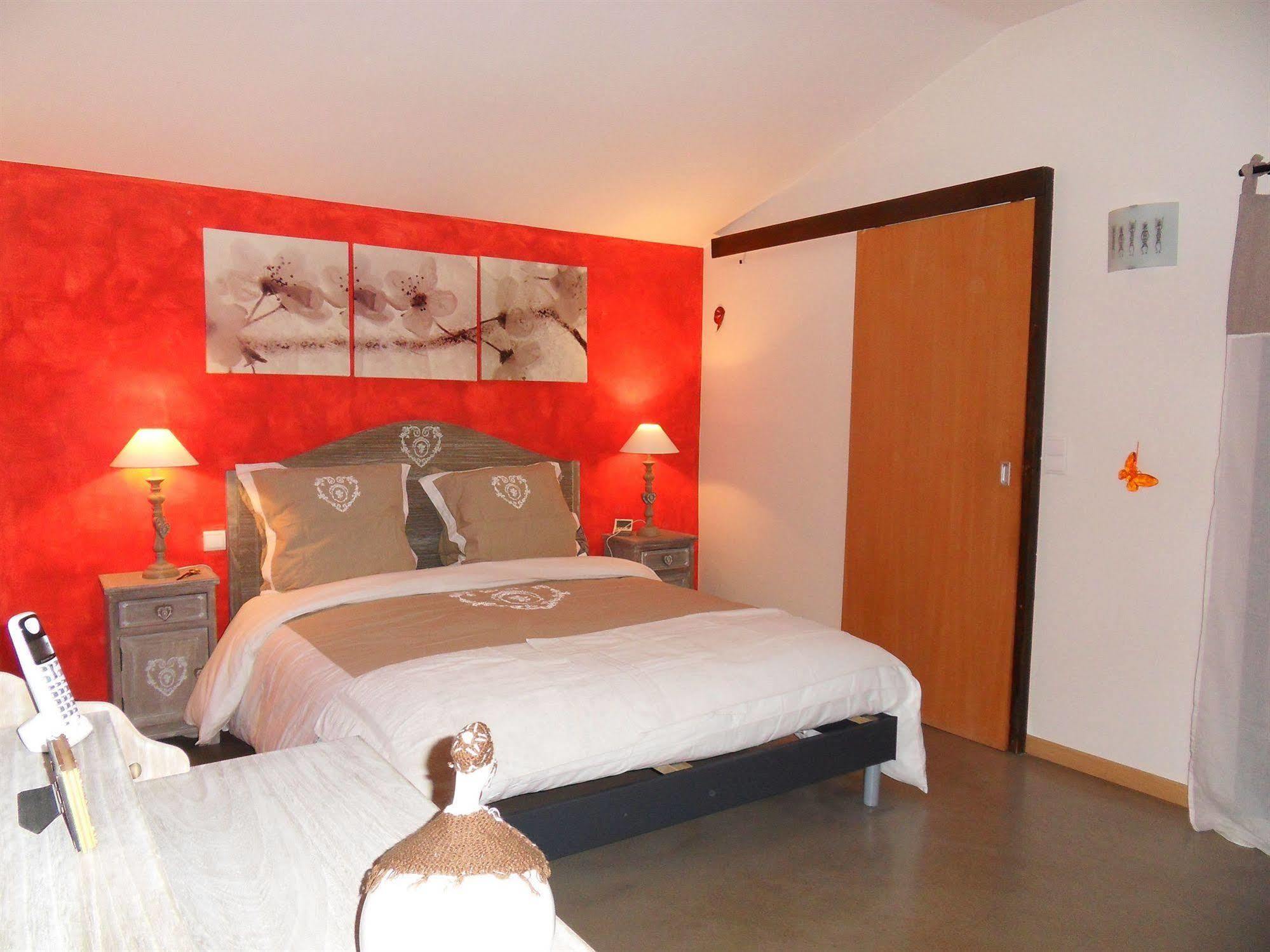 Le Jardin D'Ivana Chambres D'Hotes B&B Avec Piscine Chauffee Oppède Εξωτερικό φωτογραφία